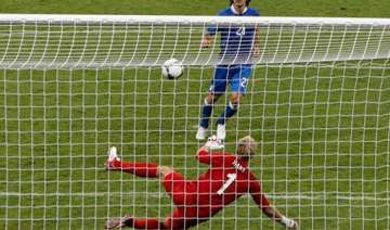 pirlo sets the pace in italy s win over england -... pirlo sets the pace in italy s win over england -...