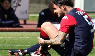 players wear rainbow laces in anti homophobia... players wear rainbow laces in anti homophobia...