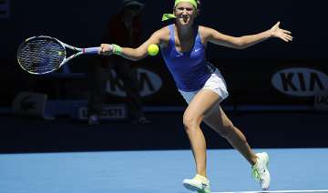 azarenka breezes through center court opener -... azarenka breezes through center court opener -...