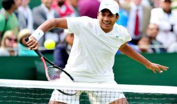 bhupathi elena in wimbledon mixed double semis -... bhupathi elena in wimbledon mixed double semis -...