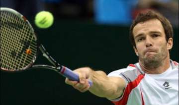 teymuraz gabashvili stuns andy murray in... teymuraz gabashvili stuns andy murray in...
