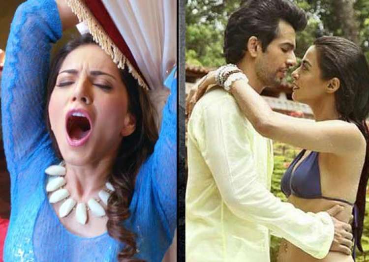 Top 10 Bollywood Hot Scenes Of 2014 View Pics 3593