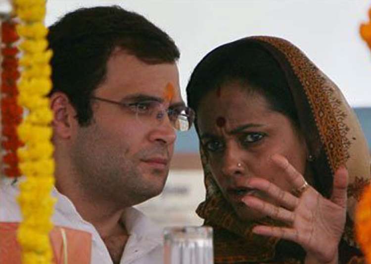 <b>amita singh</b> absent at rahul s meeting with party workers- India Tv - Amita_Singh_abs4154