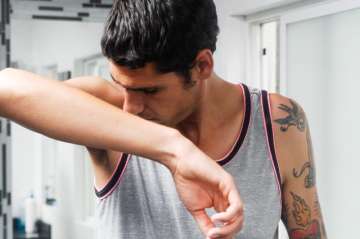 Smelly Underarms - India TV Smelly Underarms - India TV