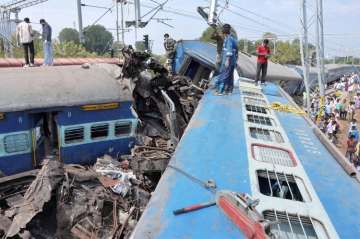 Indian Railways, Italy, Train Derailment Indian Railways, Italy, Train Derailment