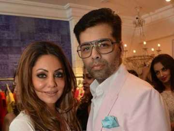 Karan thanks Gauri for designing his kids Yash... Karan thanks Gauri for designing his kids Yash...
