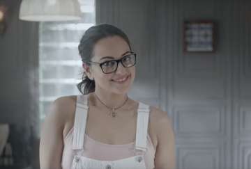 'Noor': Director Sunhil Sippy praises Sonakshi,... 'Noor': Director Sunhil Sippy praises Sonakshi,...