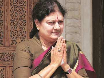 In clear defiance of rules, Sasikala met 28... In clear defiance of rules, Sasikala met 28...