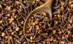 Eat 2 cloves with warm water before sleeping at night, know magical benefits